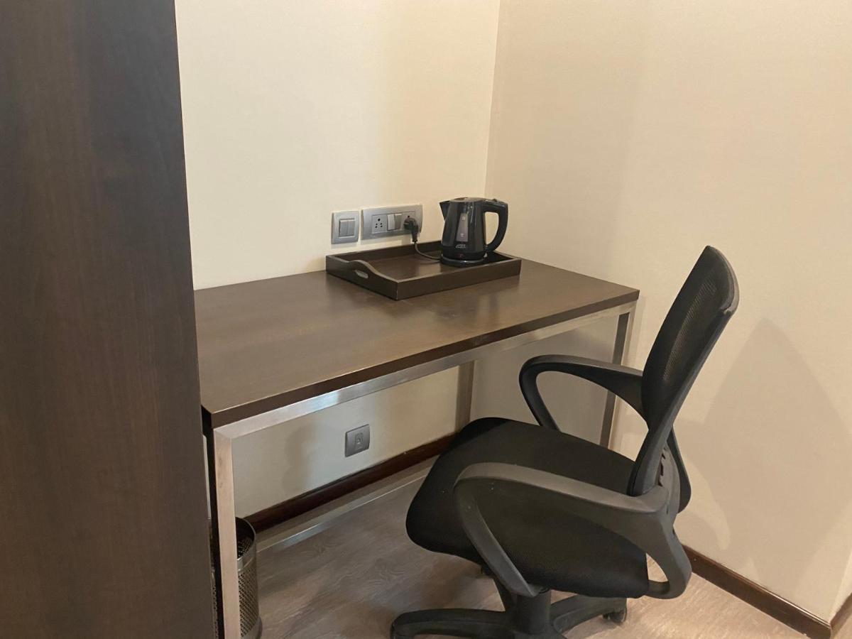 Hotel Mumbai House Airoli, Navi Mumbai Zewnętrze zdjęcie